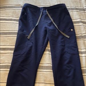 FIG Yola skinny scrub pants